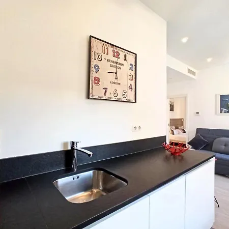 Lovely And Modern 1 Bedroom Centre * كان