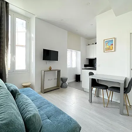 Lovely And Modern 1 Bedroom Centre شقة