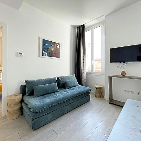 Lovely And Modern 1 Bedroom Centre * كان