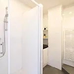 Lovely And Modern 1 Bedroom Centre
